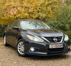 نيسان ألتيما